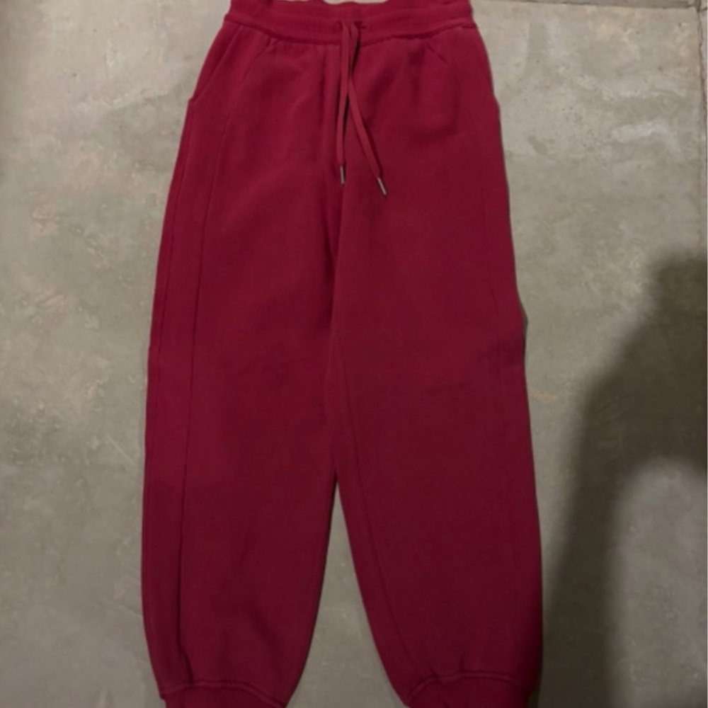 Lululemon sweatpants